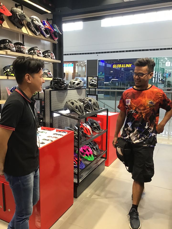 Spyder Gives Free Helmet to Rider Who Looks Longingly Inside Store ...